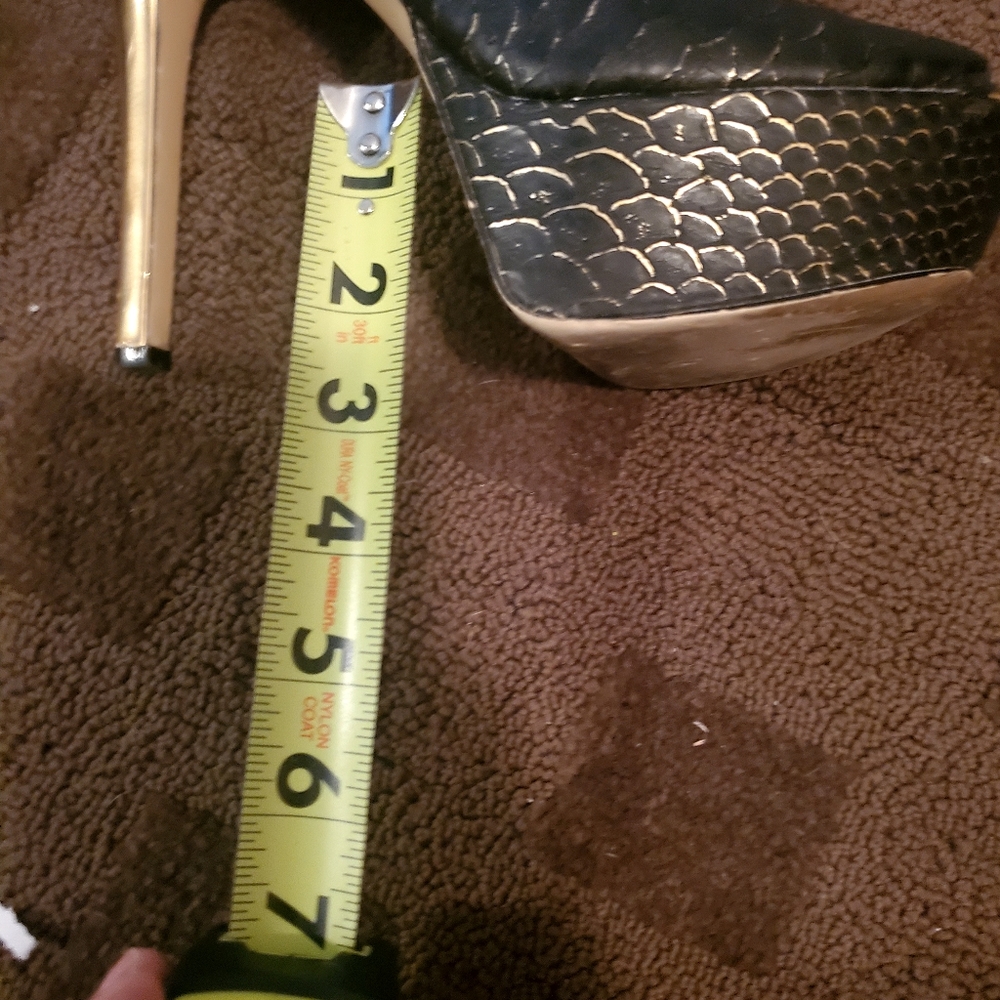 Black & Gold Dress Heels - Picture 7 of 8